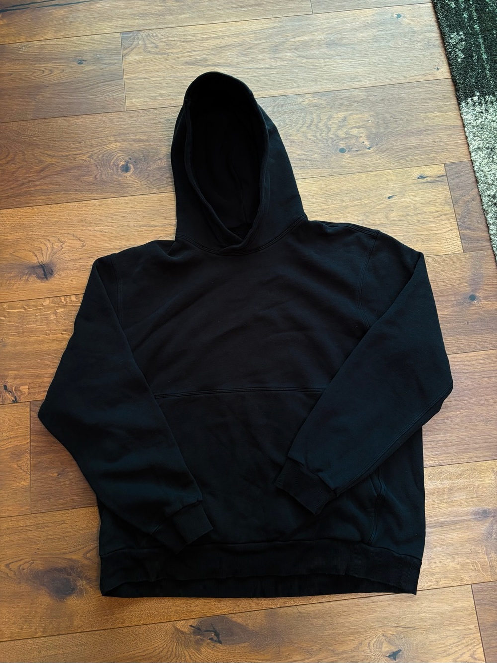 Lululemon Mens Black Pullover Hoodie